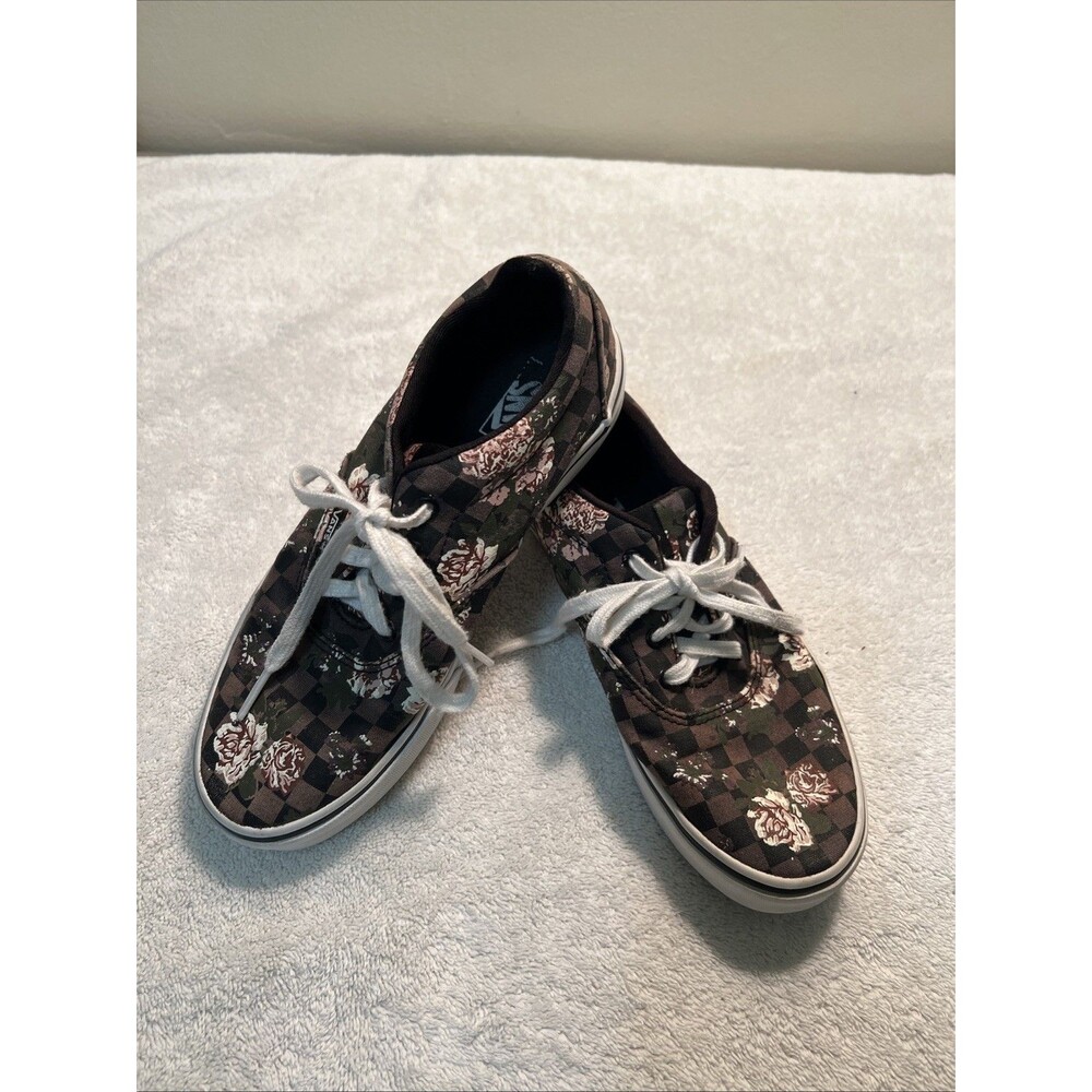 Vans Girls size 4.0 Floral Design Checkerboard Rose skate Sneakers shoes